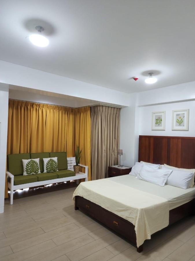 Zoe Amarah Condotel Manila Exterior photo